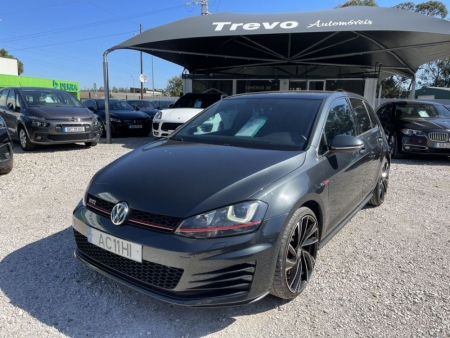 Volkswagen Golf 2.0 GTI