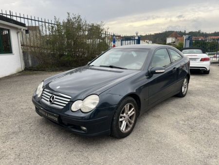 Mercedes-Benz C 220