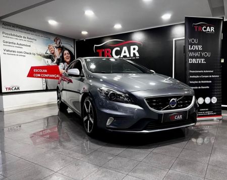 Volvo V40 2.0 D2 R-Design