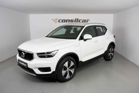 Volvo XC 40 1.5 T5 PHEV Momentum