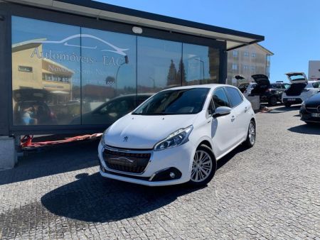 Peugeot 208 1.5 BlueHDi Signature