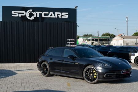 Porsche Panamera 4 E-Hybrid 10 Years Edition